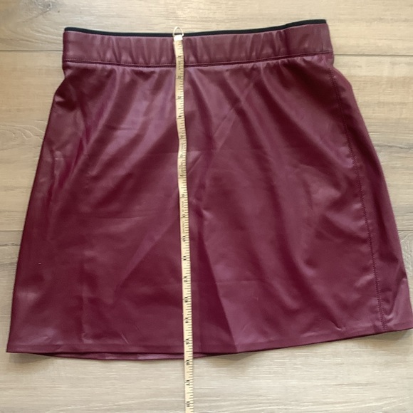 NWT Sanctuary Maroon Mini Skirt Night Out Size 0 - Picture 8 of 9